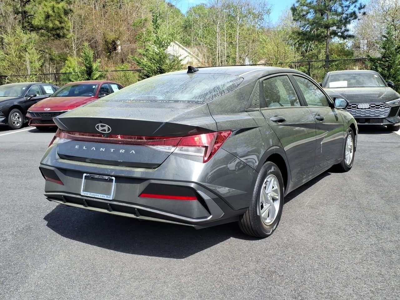 New 2026 Amazon Gray Hyundai SE image 5