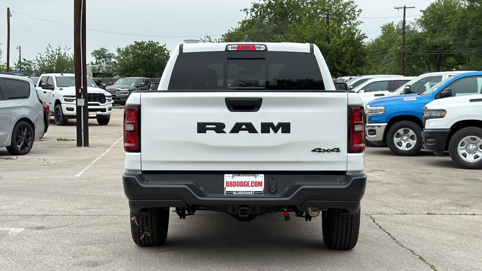 New 2026 Bright White Clear-Coat Exterior Paint RAM Tradesman image 6