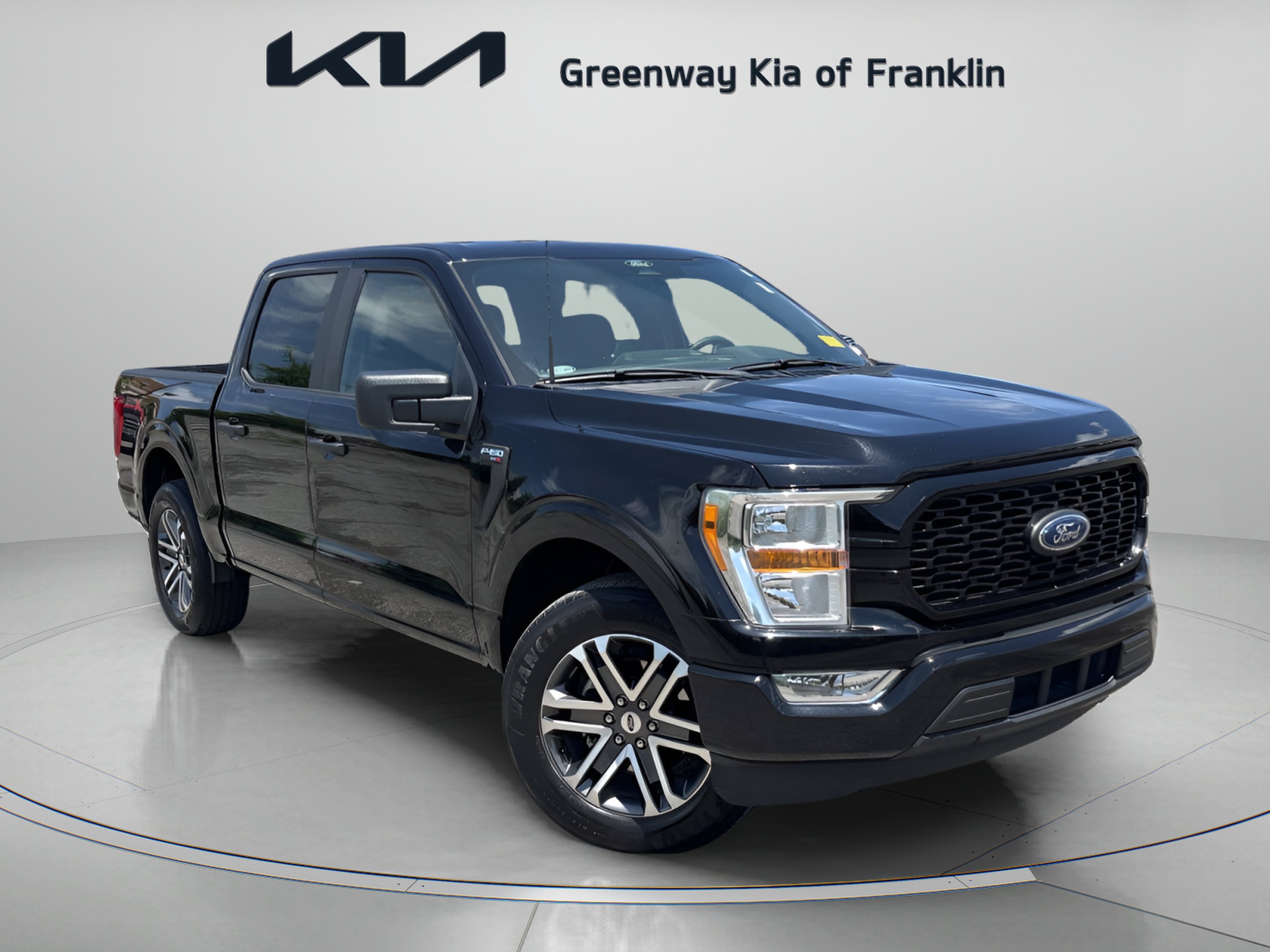 Used 2022 Black Metallic Ford XL image 1