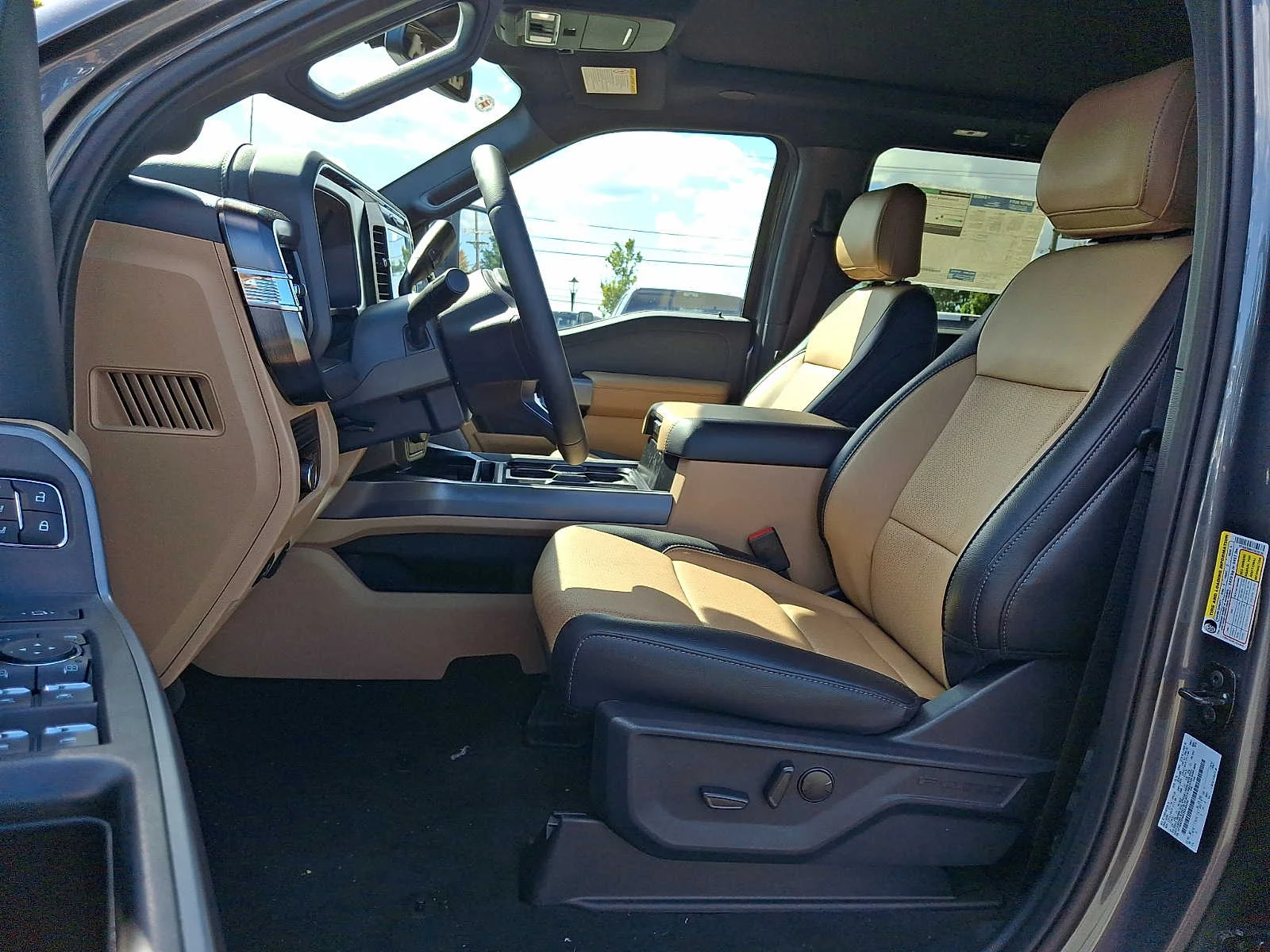 New 2026 Carbonized Gray Metallic Ford LARIAT image 10