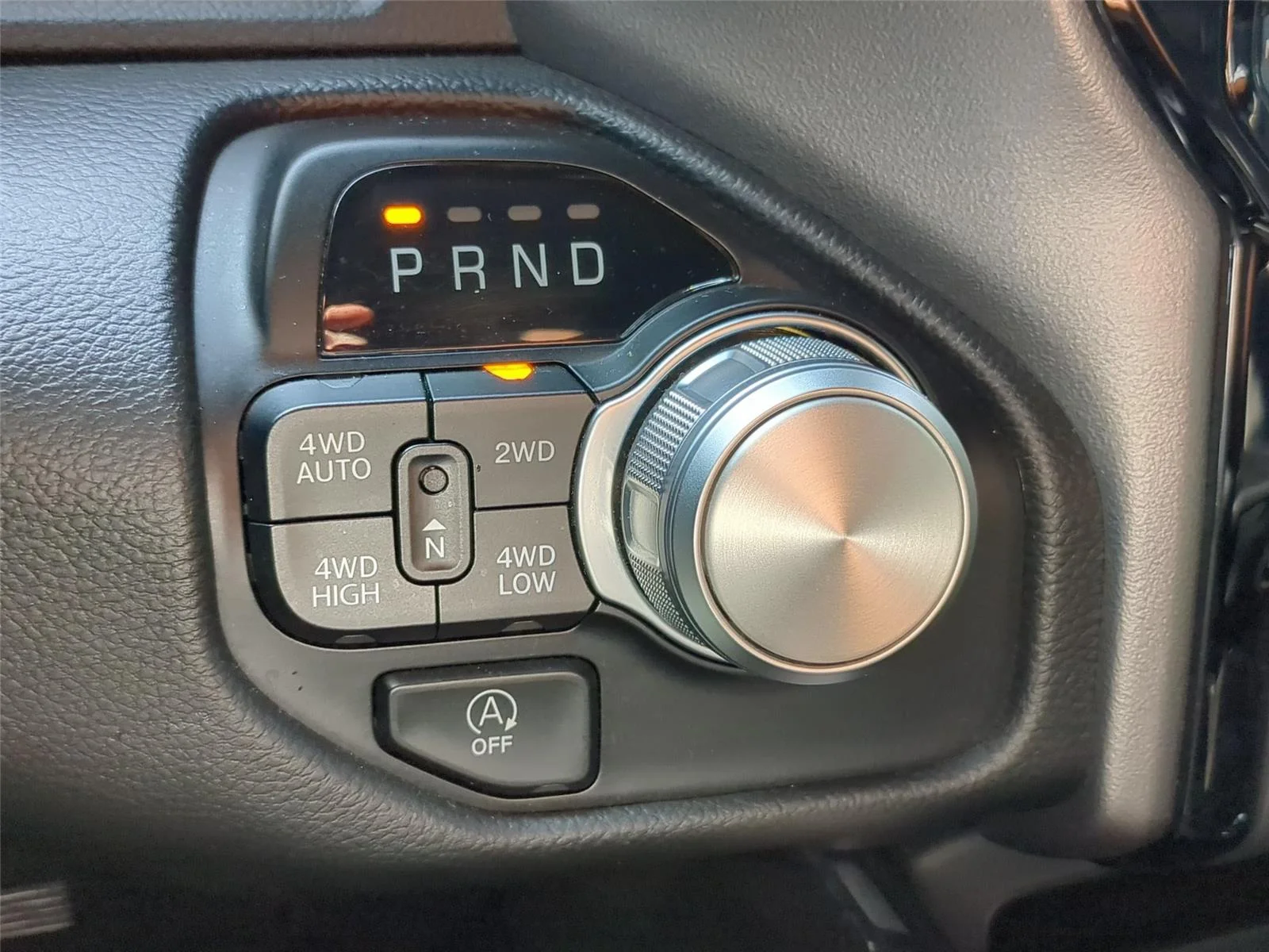 Used 2024  RAM TRUCK LARAM image 25
