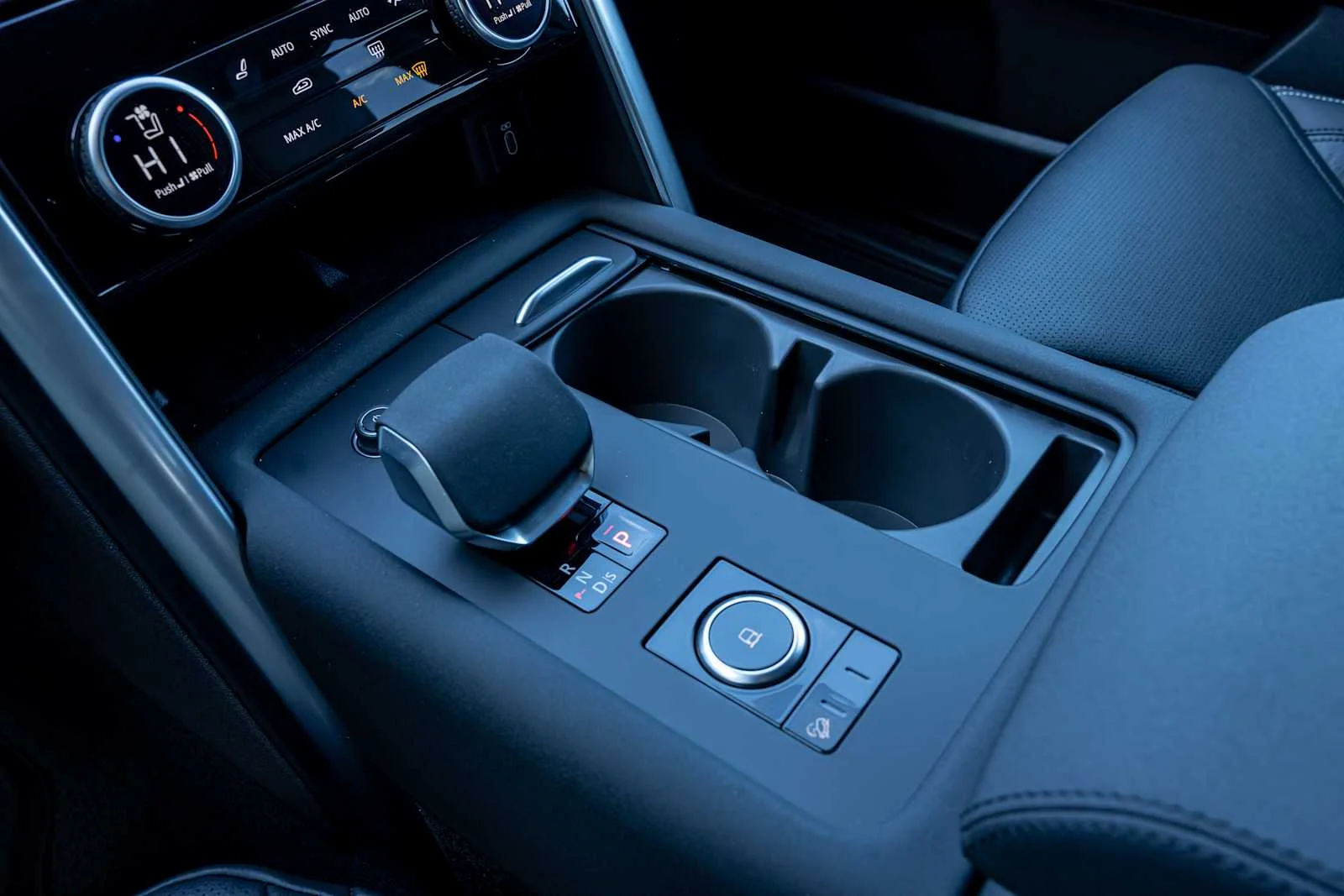 2026 Land Rover Discovery S - Photo 24