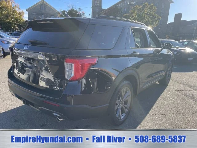 Used 2023 Black Ford XLT image 9