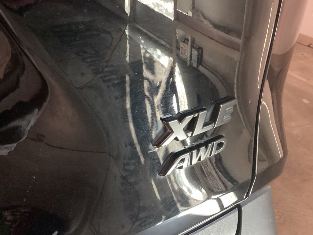 Used 2024 Black Toyota XLE Premium image 18