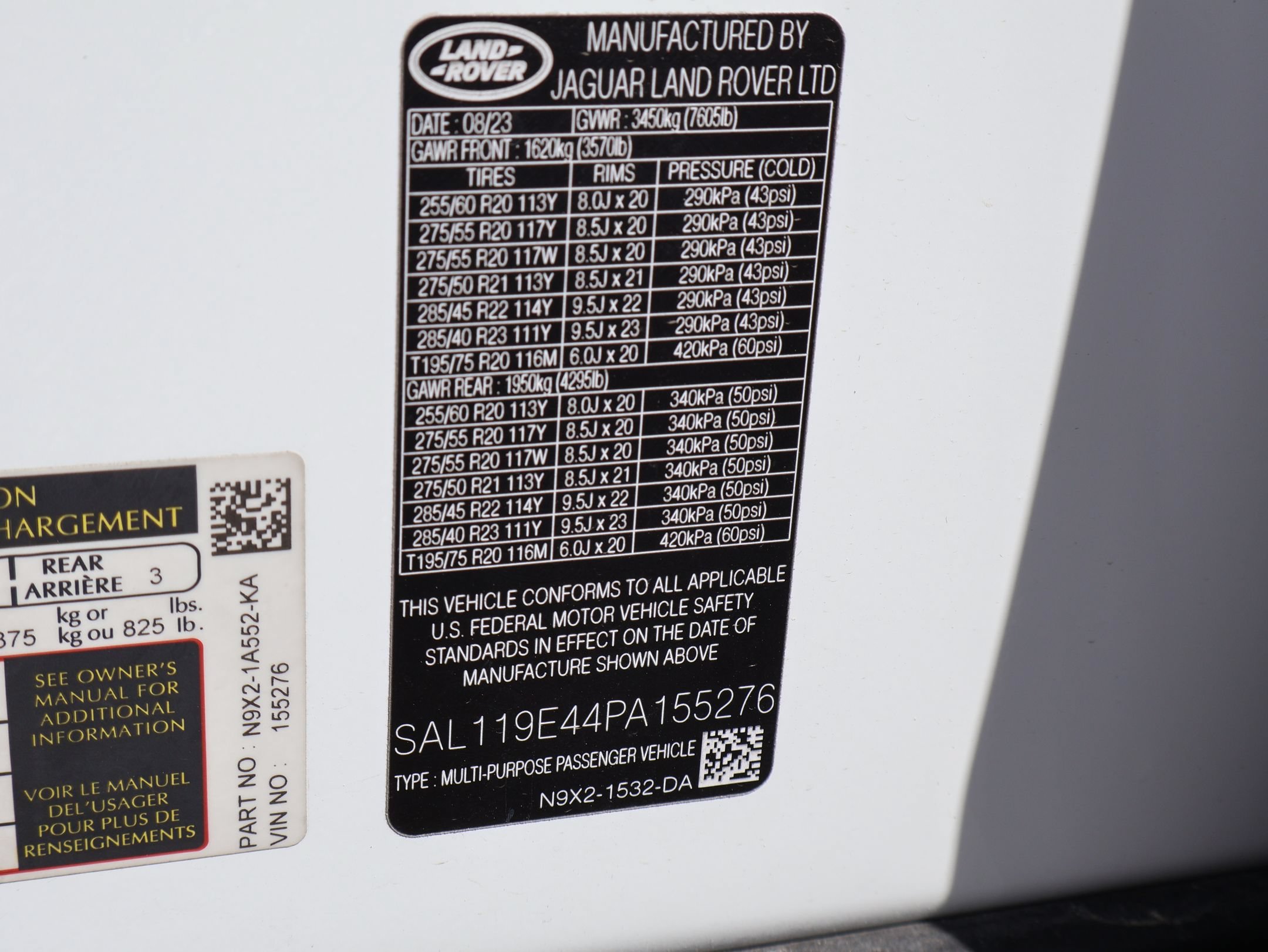 Used 2023 Fuji White Land Rover Autobiography image 34