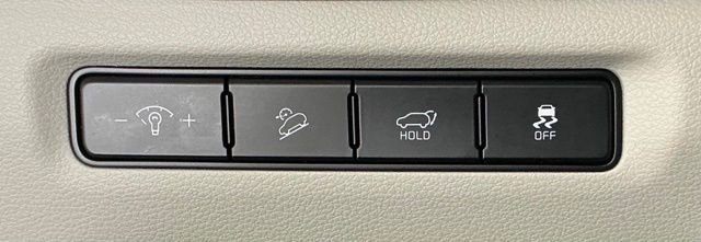 Used 2024 White Kia SX image 13