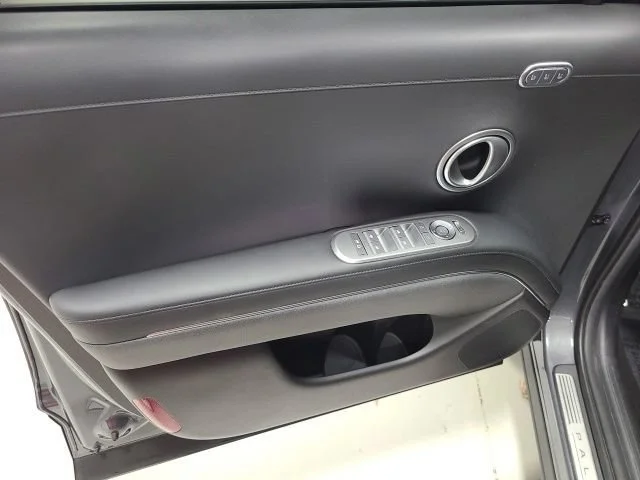 Used 2026 Ecotronic Gray Pearl Hyundai Calligraphy image 21