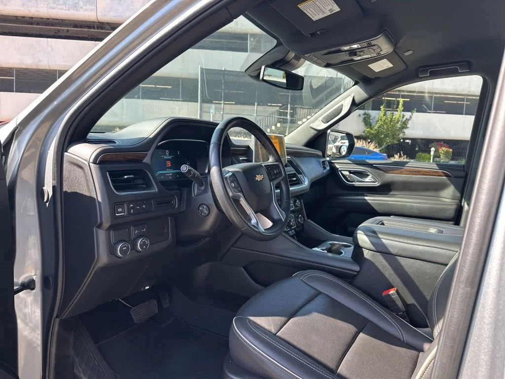 Used 2024 Gray Chevrolet Premier image 8
