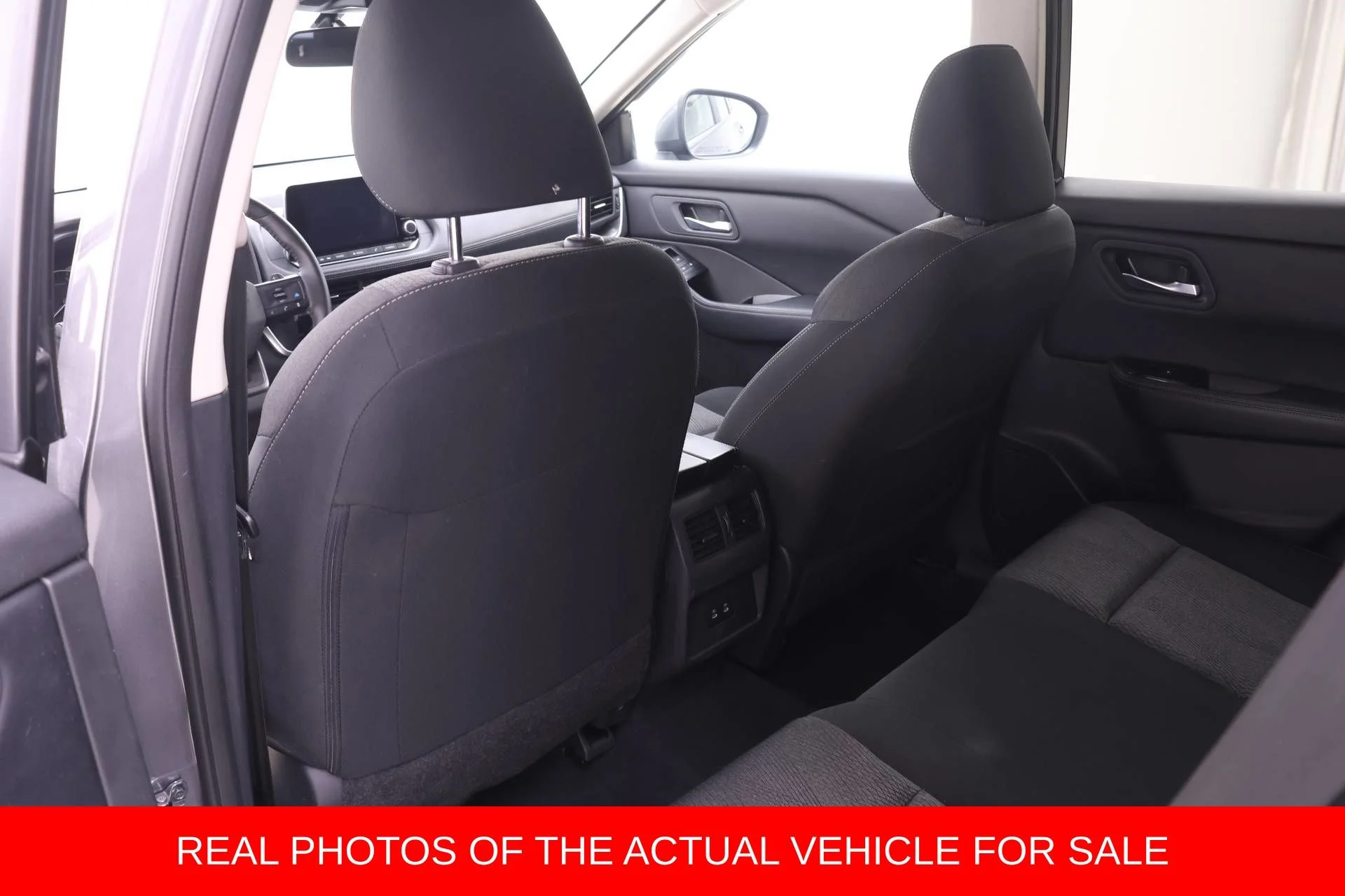 Used 2025 Gray Nissan SV image 10