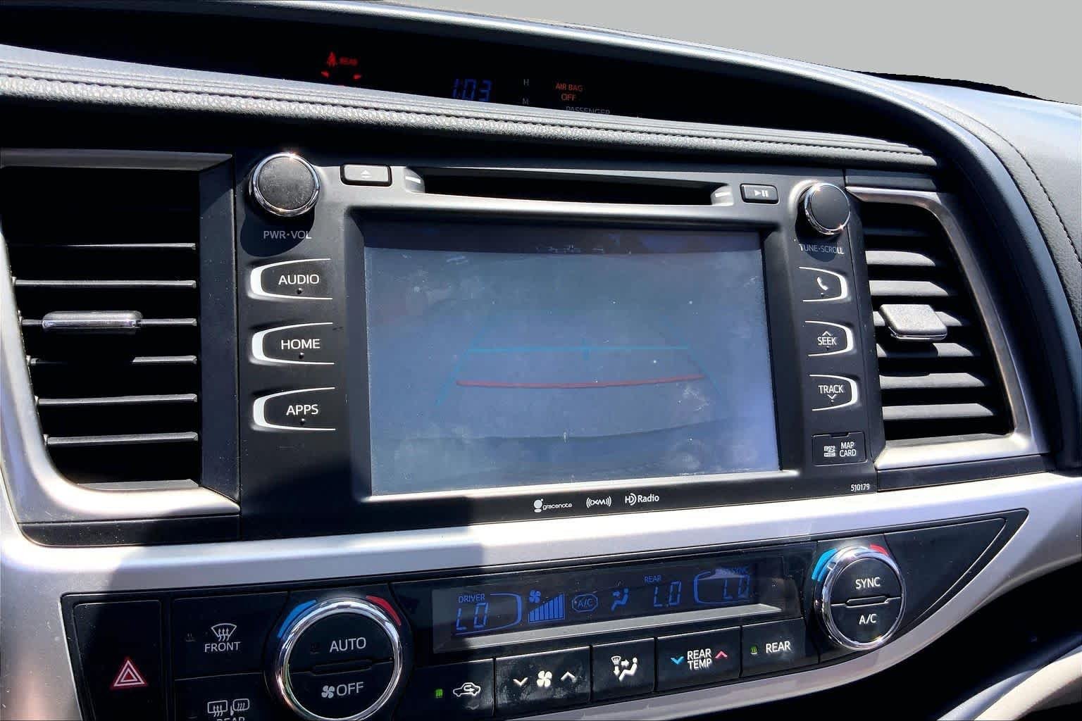 Used 2018 Celestial Silver Metallic Toyota XLE image 27