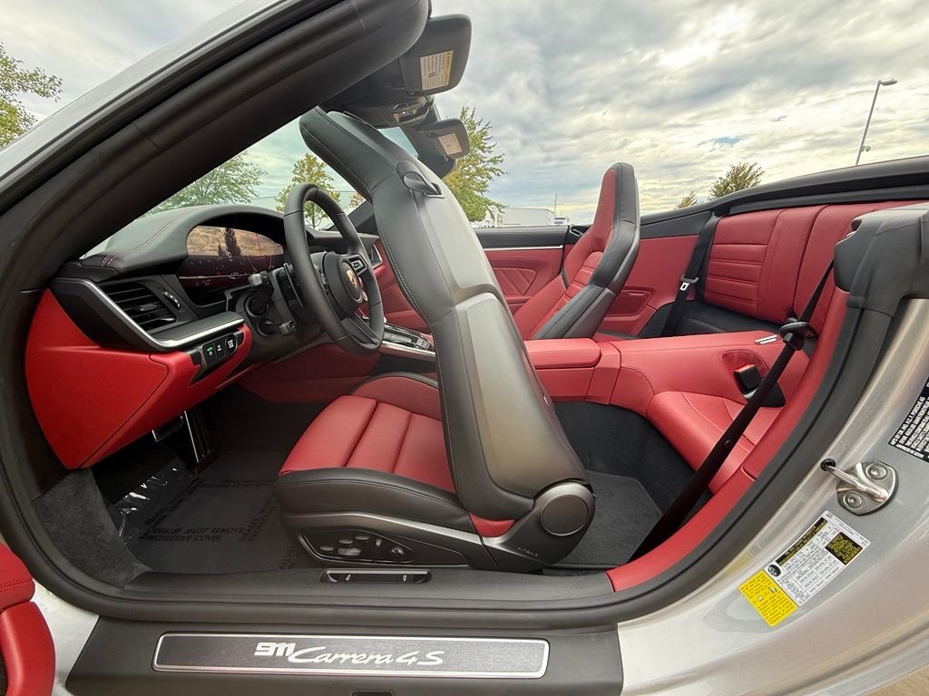 New 2026 GT Silver Metallic Porsche  image 29