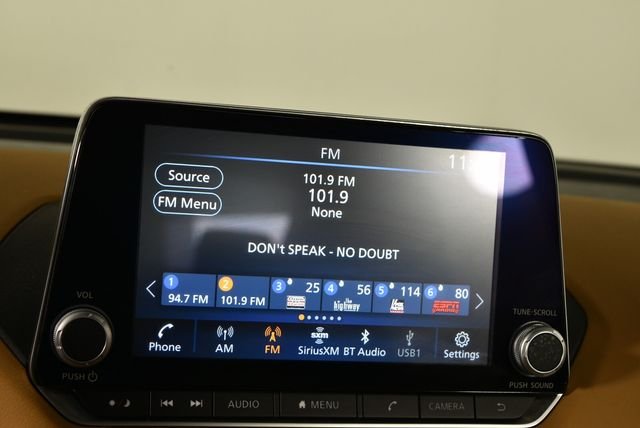 Used 2023 Blue Nissan SV image 21