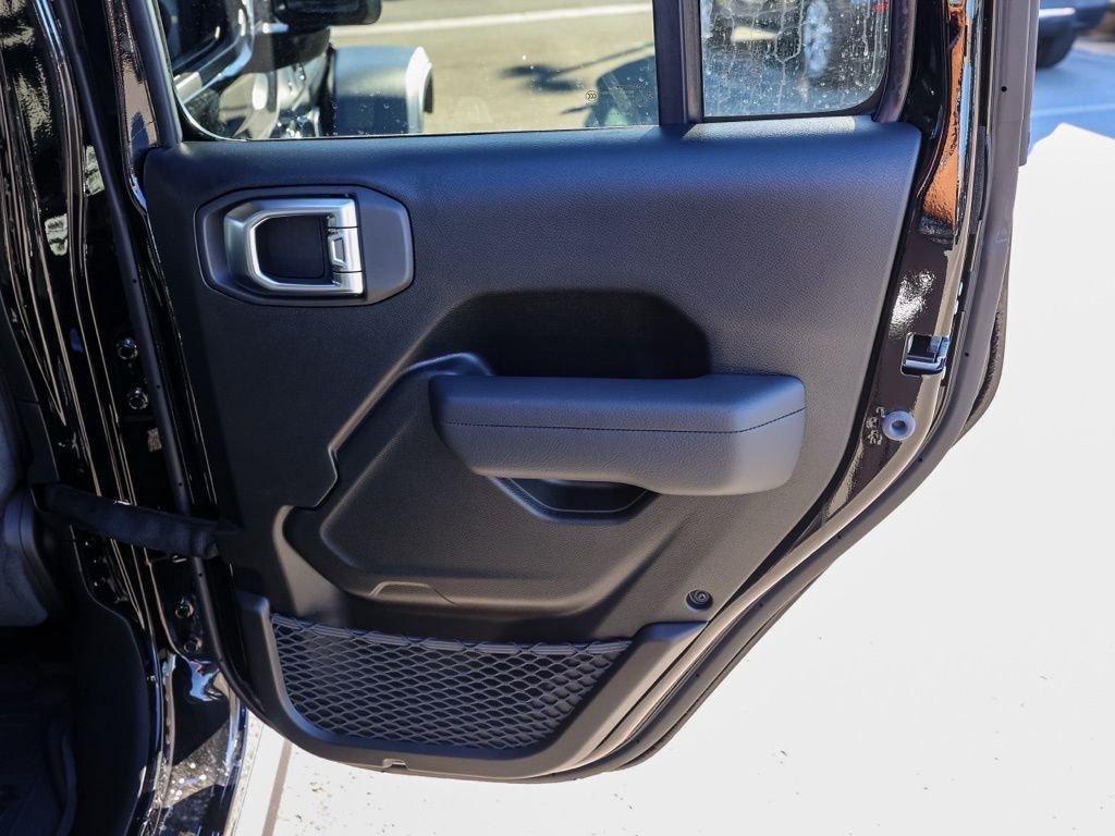 New 2026 Black Clear-Coat Exterior Paint Jeep Willys image 17