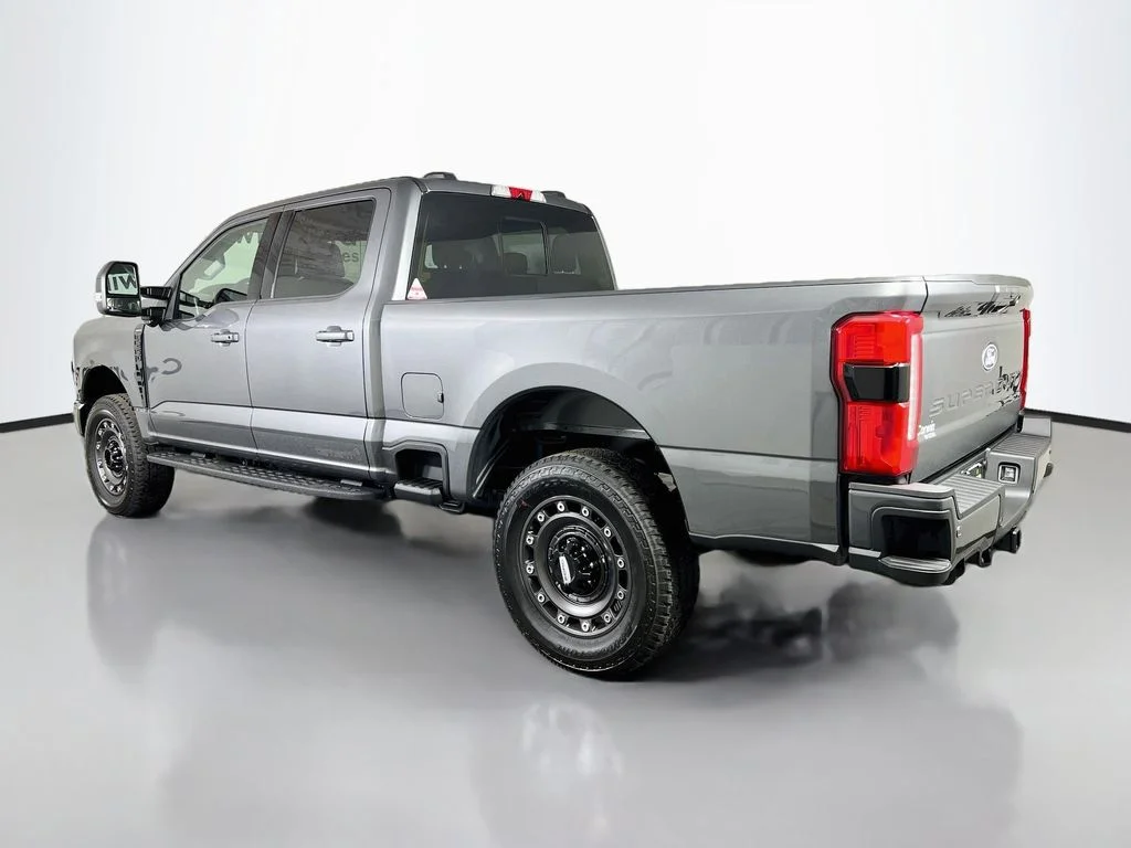 New 2027 Carbonized Gray Metallic Ford XLT image 11