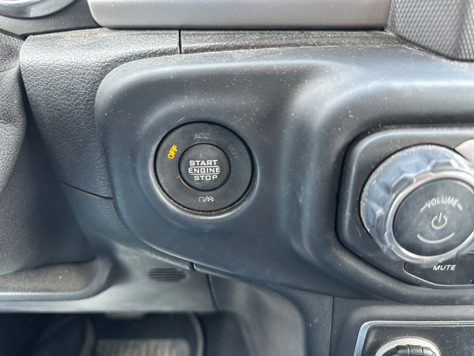 Used 2021 Bright White Clearcoat Jeep Unlimited 80th Anniversary image 36