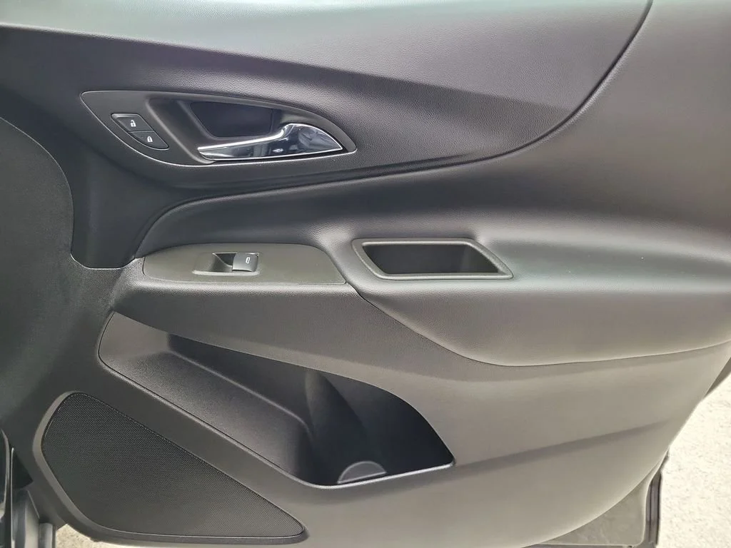 2024 Chevrolet Equinox LT - Photo 21