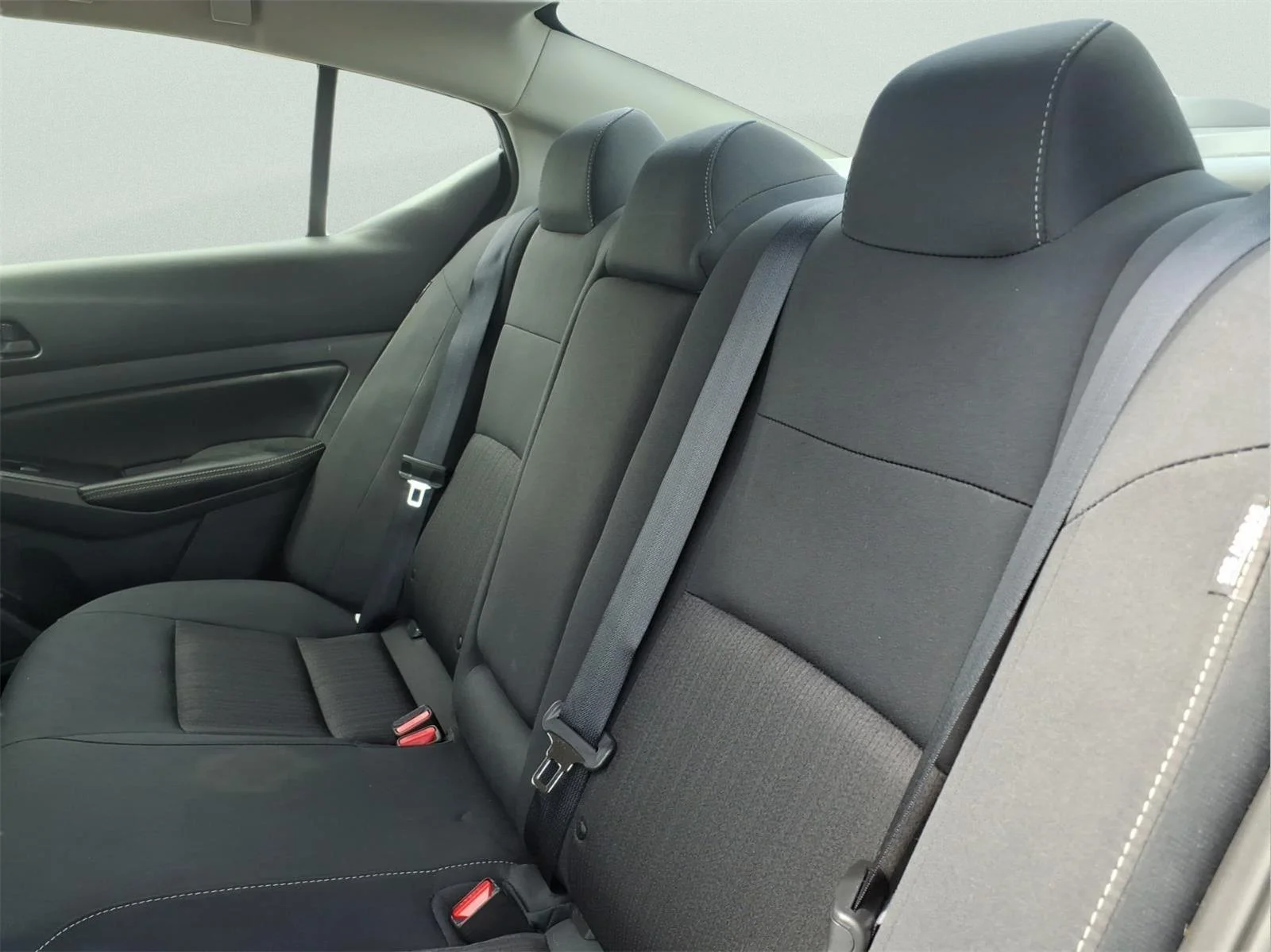 Used 2025 Super Black Nissan SV image 11