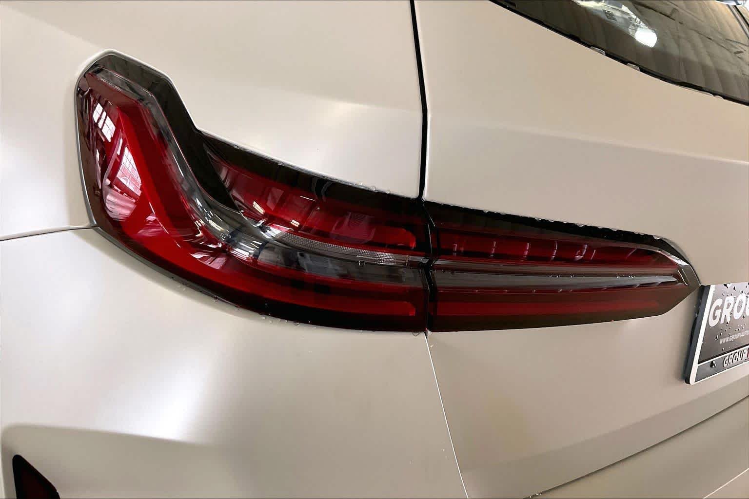 New 2027 Special Order Color BMW  image 14