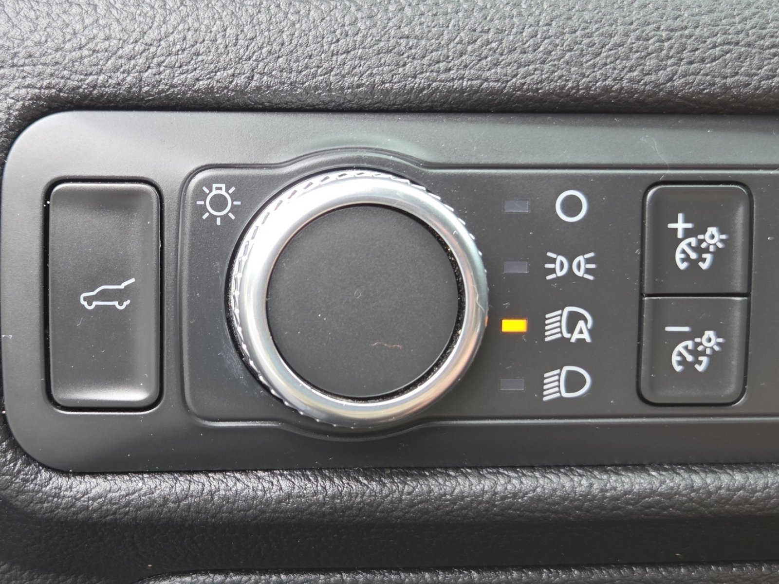 Used 2021 Blue Metallic Ford XLT image 11