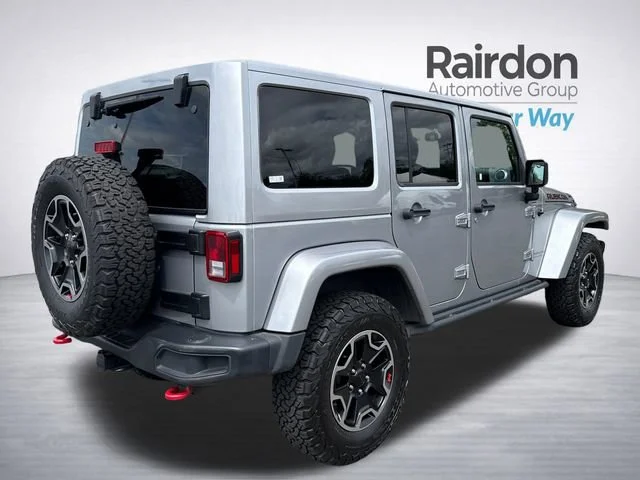 Used 2015 Billet Silver Metallic Clearcoat Jeep Unlimited Rubicon image 8