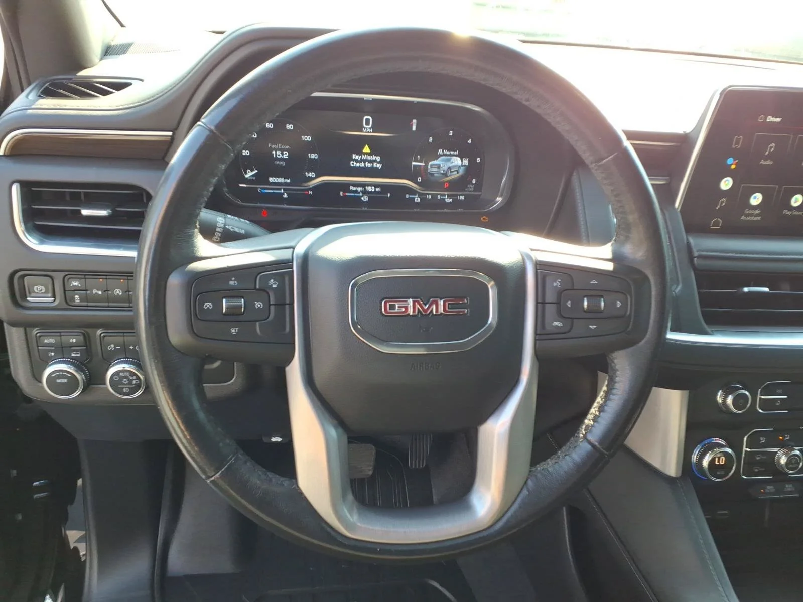 Used 2022 Onyx Black GMC SLE image 7