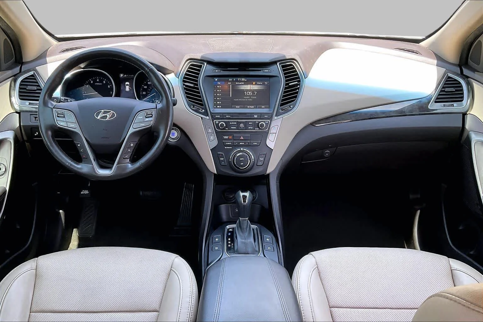 Used 2017 Frost White Pearl Hyundai 2.4L image 14