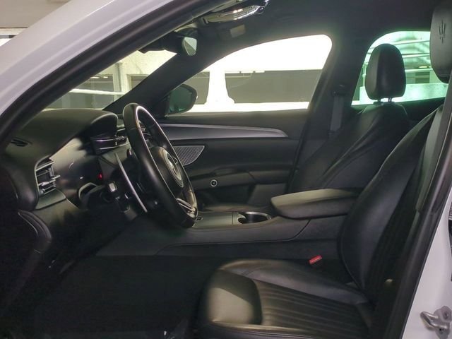 Used 2023 Bianco Maserati GT image 13