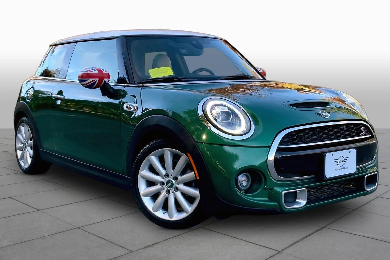 Used 2020 British Racing Green IV Metallic MINI Cooper S image 2