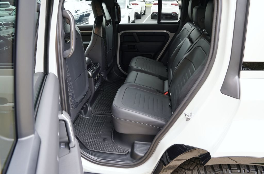 Used 2026 Gray Land Rover OCTA image 35