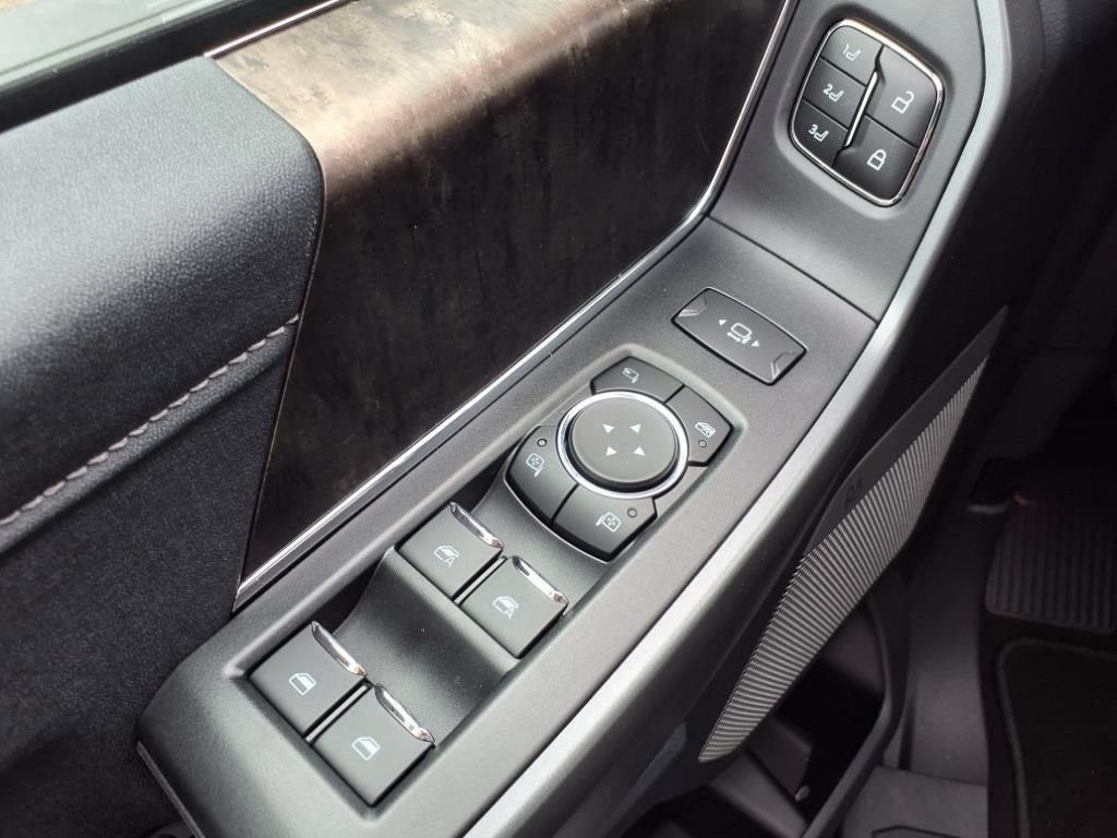 2025 Ford F-250 Super Duty Lariat - Photo 15