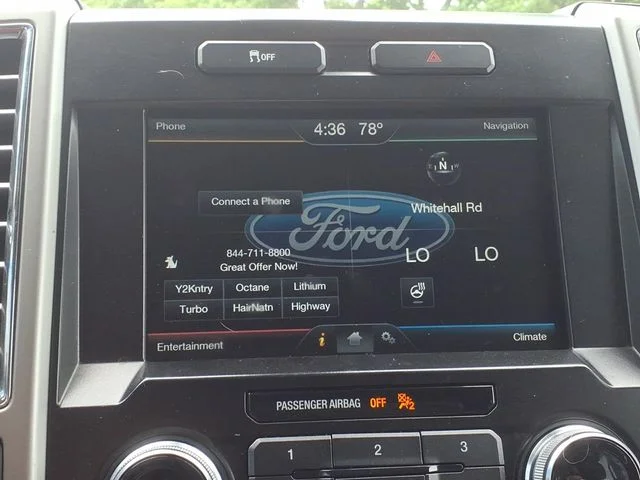 Used 2015 White Ford Lariat image 30
