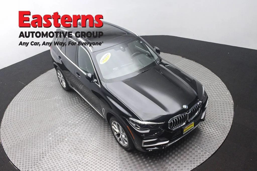 Used 2023 Black BMW xDrive40i image 3