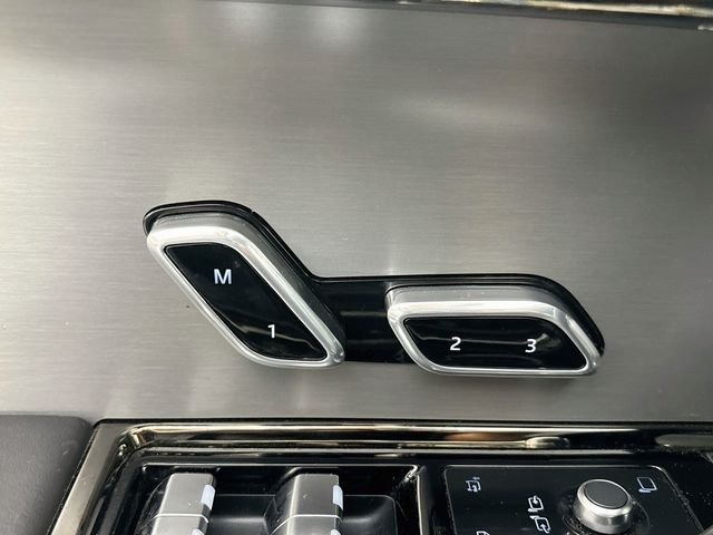 New 2024 Gray Land Rover Dynamic SE image 31