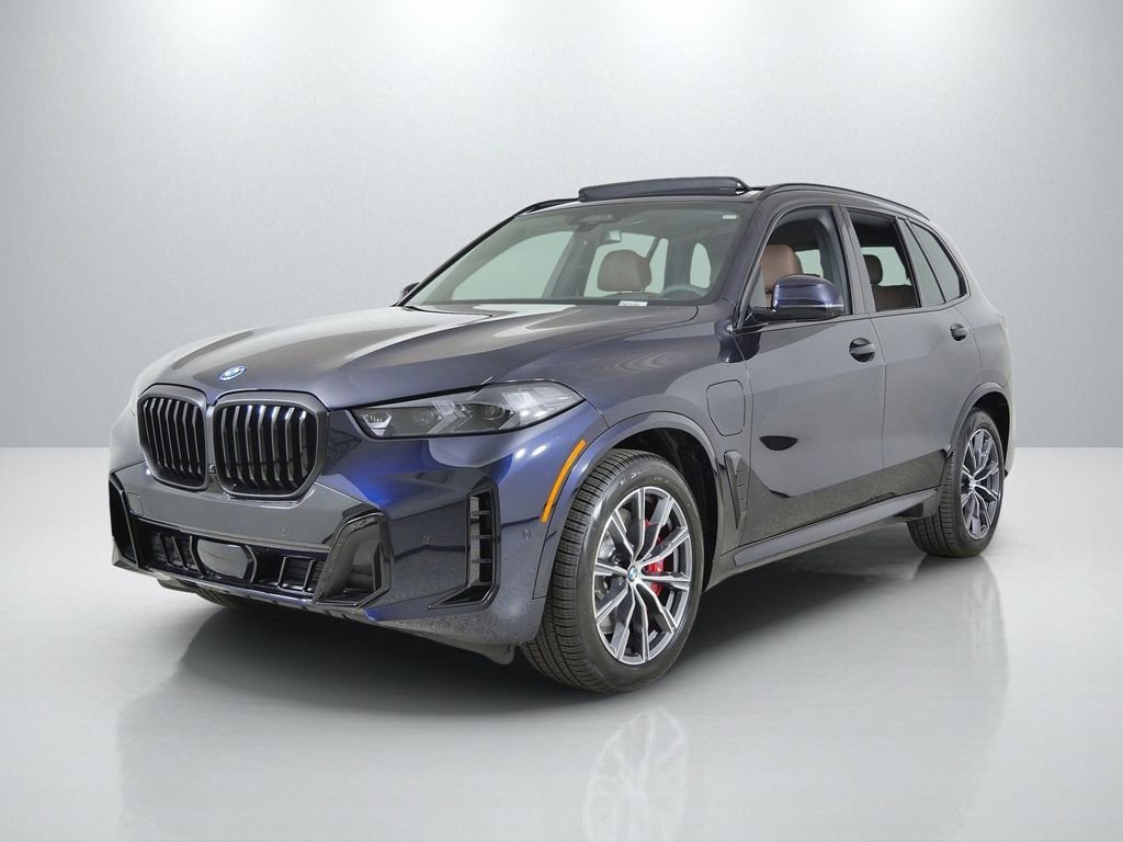 2026 BMW X5 xDrive50e's photo