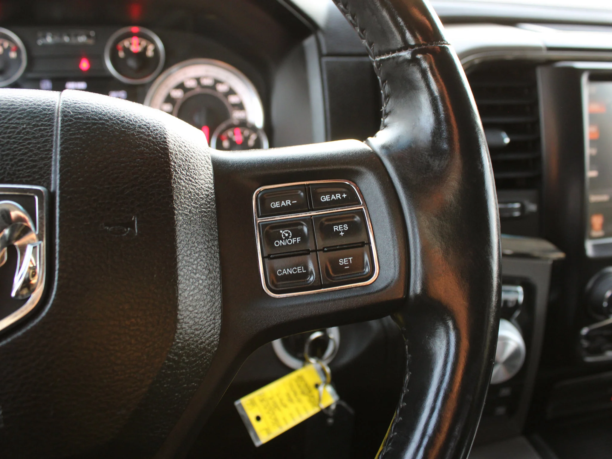 Used 2014 Black RAM Sport * One Owner | HEMI V8 | Heated Seats | Remote Start | Alpine | Mechanic Special image 18