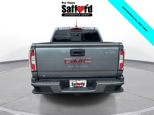 Used 2022 Gray GMC Elevation image 8