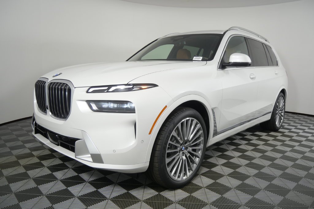New 2027 Mineral White Metallic BMW xDrive40i image 8