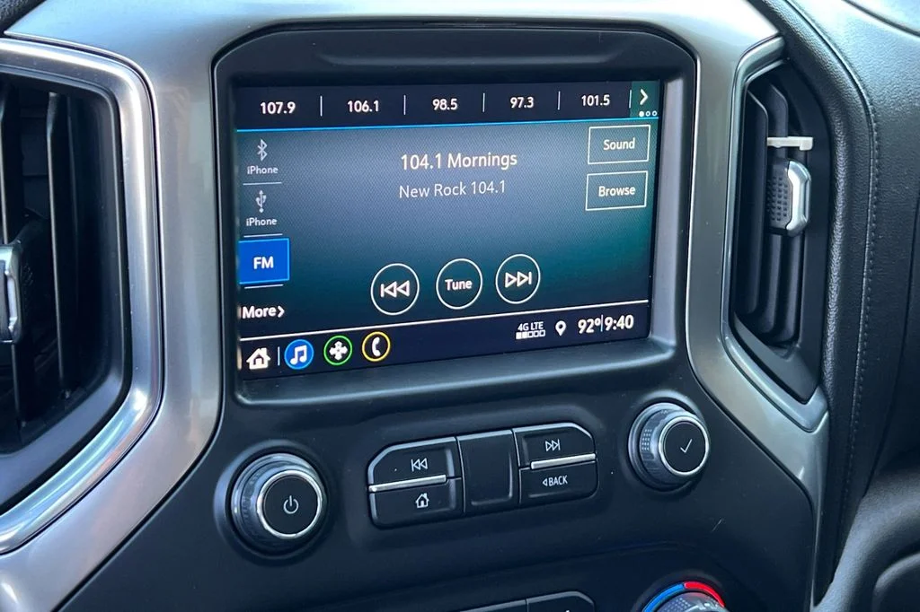 Used 2019 White Chevrolet RST image 21