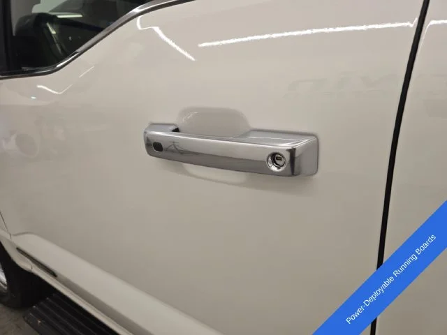 New 2026 Star White Metallic Tri-Coat Ford Platinum® image 27