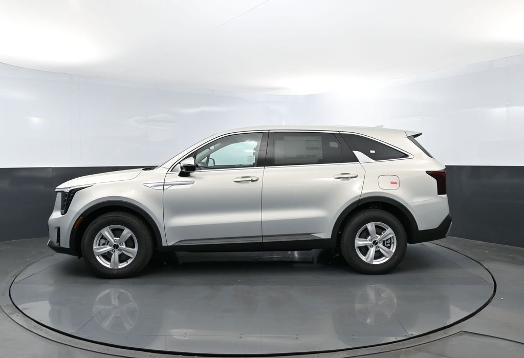 New 2026 Ivory Silver Kia LX image 26