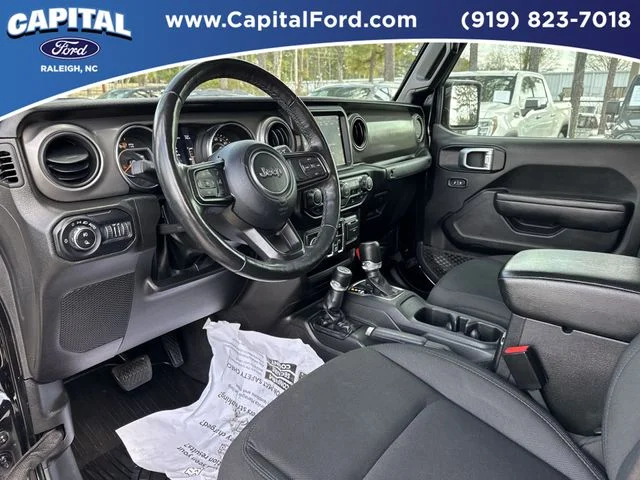 Used 2022 Black Jeep Willys image 18