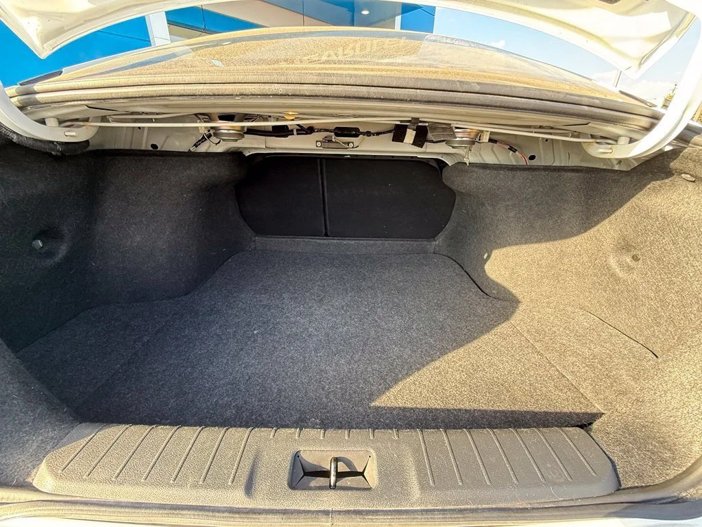 Used 2024 White Nissan S image 10