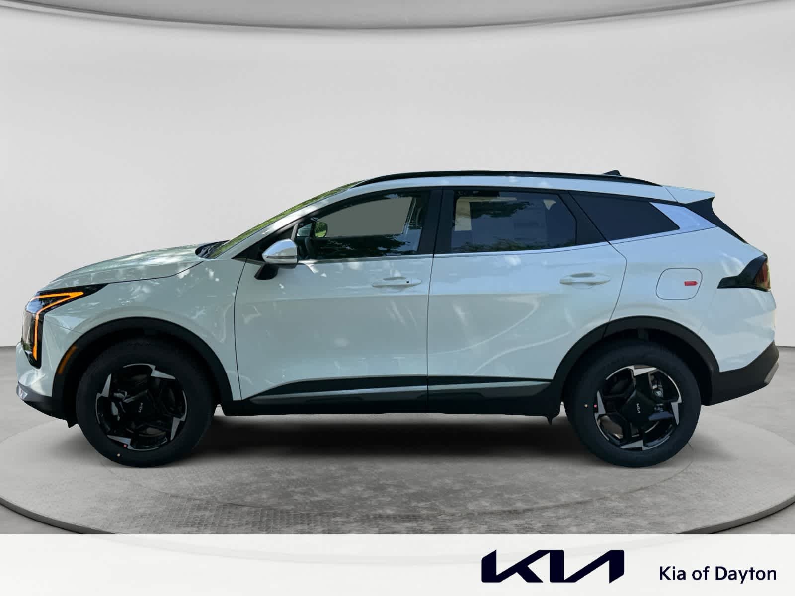 New 2026 Snow White Pearl Kia EX image 8