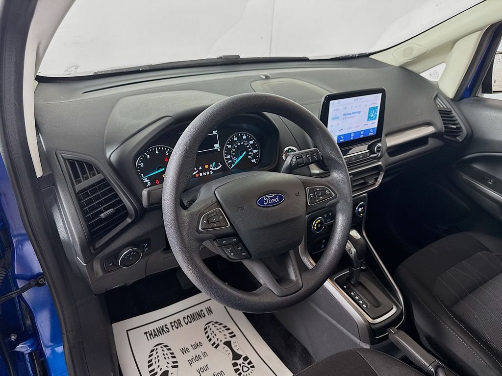 Used 2022 Lightning Blue Metallic Ford SE image 15