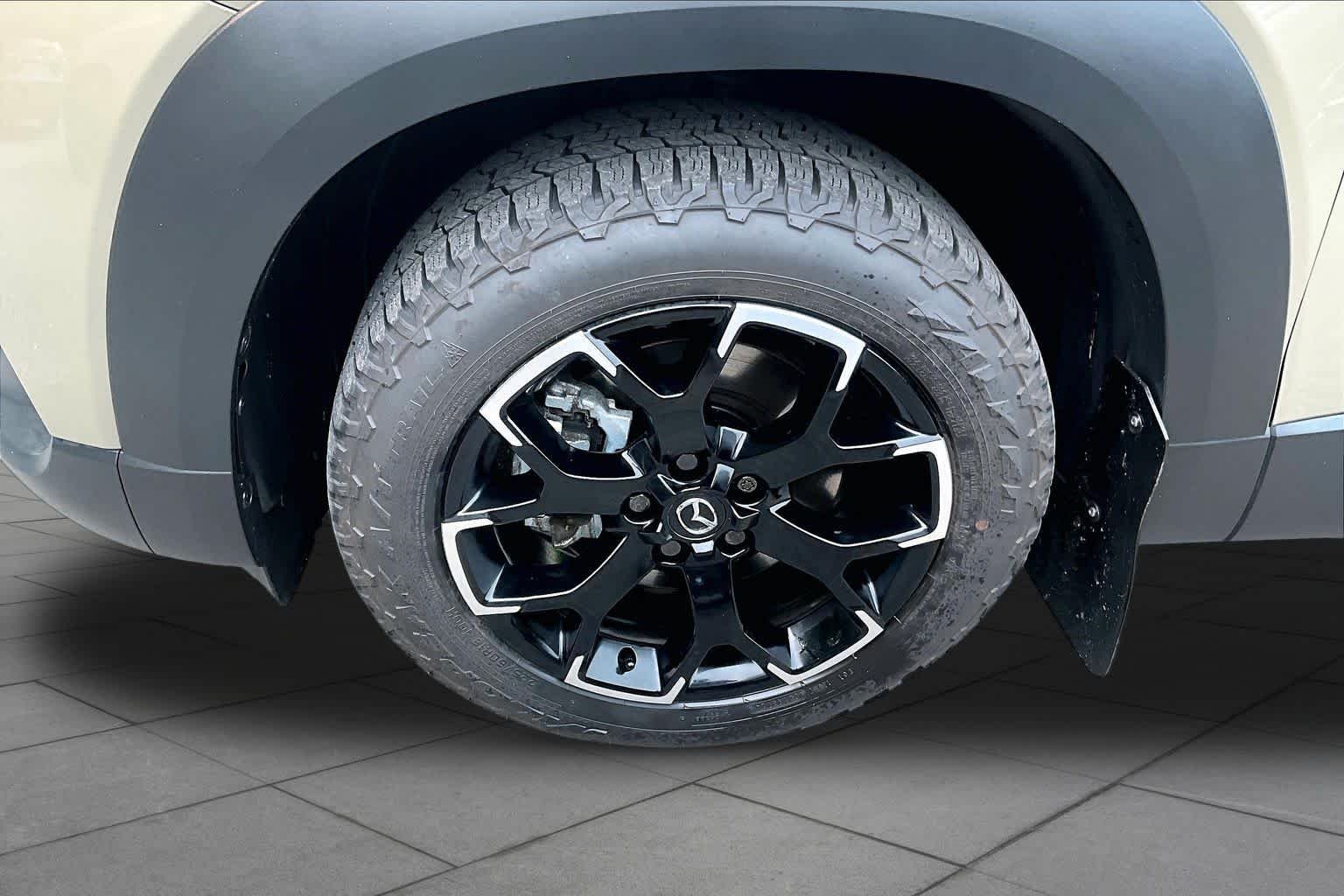 Used 2025 Zircon Sand Metallic Mazda 2.5 Turbo Meridian Edition image 10