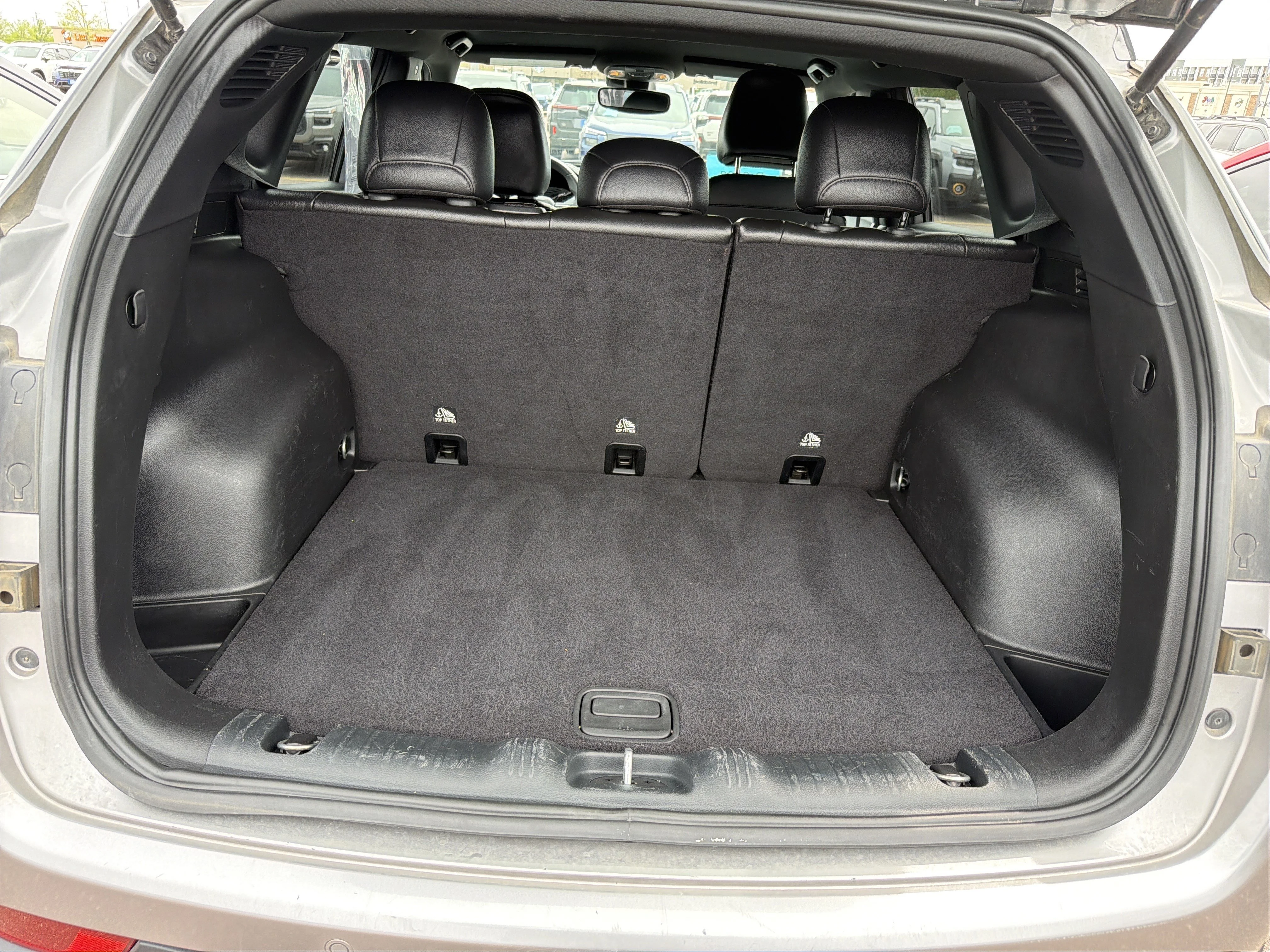 Used 2023 Billet Silver Metallic Clearcoat Jeep Trailhawk image 16