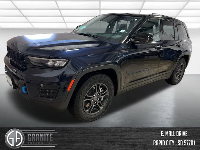 2024 Jeep Grand Cherokee Trailhawk 4xe CARB 4x4's photo