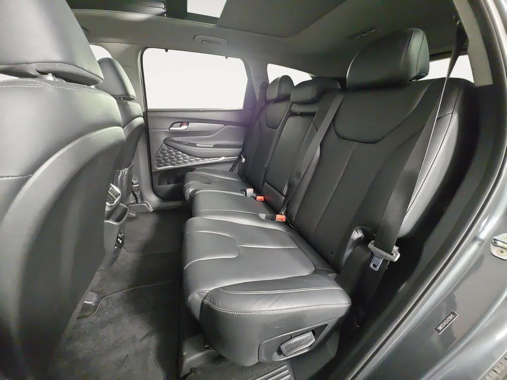Used 2020 Green Hyundai Limited image 15