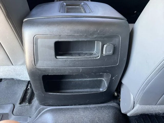Used 2018 Silver GMC SLT image 12