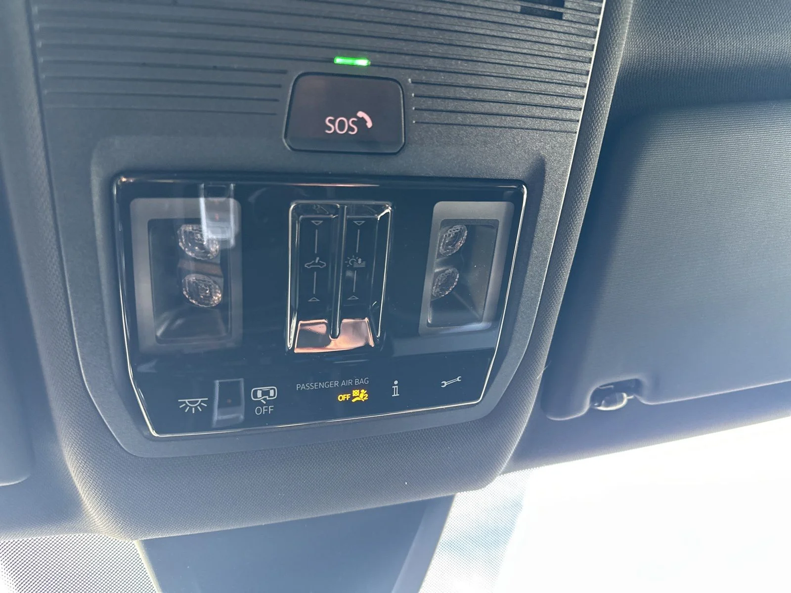 New 2026 Black Volkswagen 2.0T SE w/Technology image 64
